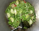 Foto langkah ke 3 dari resep Oseng Terong Kacang Panjang.