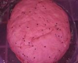 Foto langkah ke 2 dari resep Donat buah naga merah isi keju.