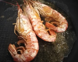 Foto del paso 4 de la receta: Paella con gambas y cigalas