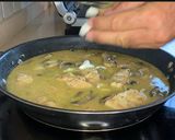 Foto del paso 8 de la receta: Pavo en pepitoria con champiñones