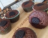 A picture of step 8 of Oreo muffins.