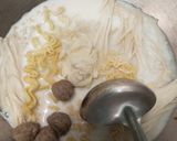 Foto langkah ke 3 dari resep Mie Carbonara Chili oil.