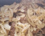 Foto del paso 5 de la receta: Hígado encebollado hasta para'los chamacos
