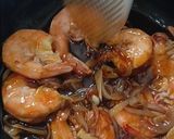 Foto langkah ke 3 dari resep Udang saos mentega enak.