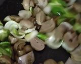 A picture of step 3 of Chilli Mushroom.