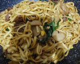 Foto langkah ke 4 dari resep Mie goreng Sapi.
