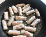 A picture of step 4 of Bún Chả Giò (Vietnamese Spring Rolls with Vermicelli).