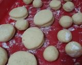 Foto langkah ke 4 dari resep Donat Kentang eggless.