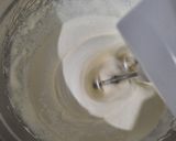 Foto langkah ke 1 dari resep Bolu Kukus Panda Keju.