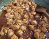 Borsós csirkemell pörkölt nokedlival recept fázis 2 fotója