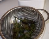Foto del paso 10 de la receta Lomo adobado y pimientos del padrón