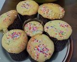 Foto langkah ke 6 dari resep Cupcake simple.
