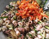 Foto langkah ke 3 dari resep Tumis cumi asin.