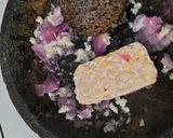 Foto langkah ke 2 dari resep Sayur bening timun tempe.