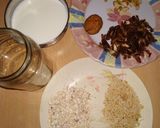 A picture of step 1 of Overnight Oats.