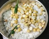 A picture of step 4 of Kutti idli in tri colour.