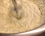 Foto del paso 3 de la receta: Montar nata sin lactosa, muy firme