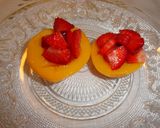 Foto del paso 3 de la receta Melocotones rellenos de fresas con nata
