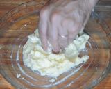 Foto del paso 1 de la receta: Halwa Hilal dulce con forma de media luna/fácil y rápido