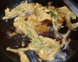 A picture of step 3 of Palak crispy pakoray.