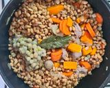 Foto del paso 2 de la receta: Guiso de porotos de soja 🌱