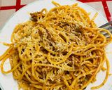 Pas rețetă Spaghete bolognese cu cascaval razalit deasupra! 1 fotografie