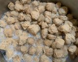 A picture of step 1 of Soya chunks and Aloo masala.
