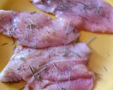 Foto del paso 1 de la receta: Suprema de pollo al romero con formitas de polenta y guisantes