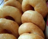 Foto langkah ke 7 dari resep Donat mantul empuk tanpa susu tanpa telur.