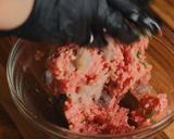 A picture of step 2 of Sichuan Style Wontons.