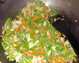 Foto langkah ke 2 dari resep Orak arik Buntel (buncis wortel) (lunchbox suami part 19).