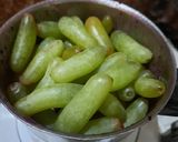 A picture of step 2 of Black Grapes Jam.