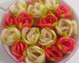 Foto langkah ke 4 dari resep Roti Jala Merah Putih.