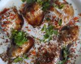 A picture of step 4 of Dahi vada.