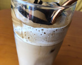 Foto del paso 4 de la receta: Café frío con crema de café (o cereales) y chocolate