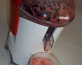 Foto del paso 4 de la receta Jugo de fresas blancas