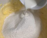 Foto langkah ke 3 dari resep Bolu Mentega Jadul.