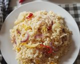 A picture of step 2 of Eggs & Onions Fried Rice.