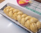 Gyors fonott kalács (friss aszalt fügével) recept fázis 3 fotója