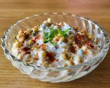 A picture of step 3 of Dahi boondi.