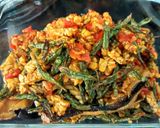 Foto langkah ke 4 dari resep 5. Sambalado Kacang Panjang campur tempe.