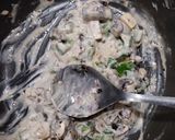 A picture of step 1 of Mushroom crepes.