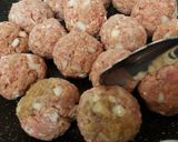 A picture of step 6 of My Chinese Meatballs in Teryaki Sauce.