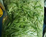 Foto langkah ke 2 dari resep Chicken Alfredo Zoodles/ Zuchinni Noodles (Keto friendly).