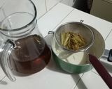 Foto langkah ke 3 dari resep Lemongrass Lemonade minuman khas Vietnam.