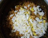 A picture of step 10 of Chicken Spring Roll.