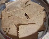 Foto del paso 6 de la receta: Crackers de ajonjolí y harina de almendras