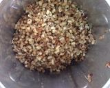 A picture of step 2 of Muth Spinach Tikkki.