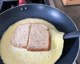 A picture of step 4 of One Pan Folded Egg Sandwich.