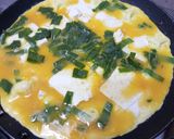 Foto langkah ke 3 dari resep Dadar Tahu Telur.